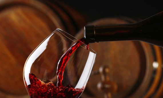 CZY DROŻSZE WINO JEST ZAWSZE LEPSZE?