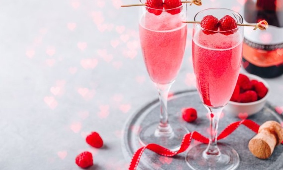 WINO OWOCOWE W KOKTAJLACH - PRZEPISY I INSPIRACJE.