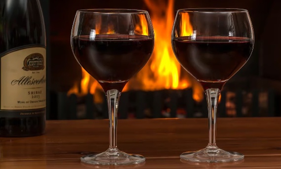 WINO I WIECZÓR FILMOWY - NAJLEPSZE POŁĄCZENIA DO ZNANYCH GATUNKÓW FILMÓW